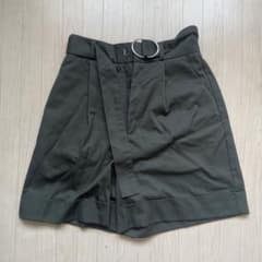 【GU】ハーフパンツ 未使用のサムネイル