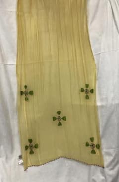 P) Sybilla シビラ 刺繍入り ストール ショール イエロー