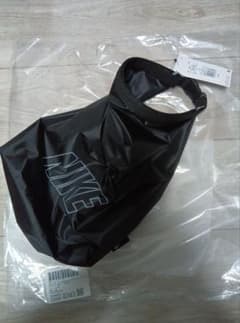 NIKE SWIM ブラックバッグ ONE SIZEのサムネイル