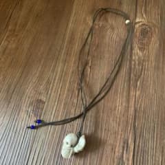 イルカの大きい耳骨化石 ネックレス 大きい個体 - メルカリ