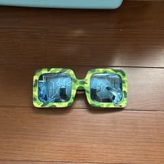 トイストーリー サングラスのサムネイル