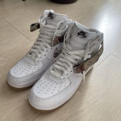 NIKE エアーフォス1  ハイカットのサムネイル