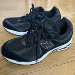 New Balance M2002RBKのサムネイル