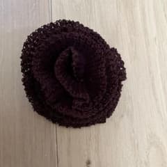 ダークパープル レース ローズ型ブローチ