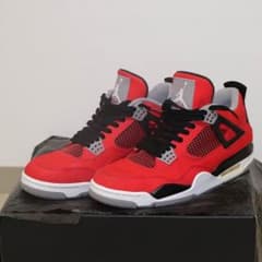 @様専用【美品】 AirJordan4 toroのサムネイル