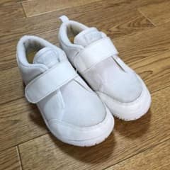 アシックス 上履き スニーカー　白　18.0cmのサムネイル