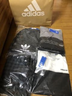 adidas  アディダスオリジナルス　ラッキーバック　福袋　2021のサムネイル