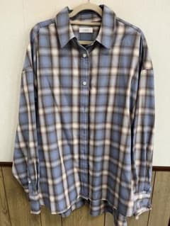 LOWRYS FARM チェック柄 長袖シャツ ブルー系のサムネイル
