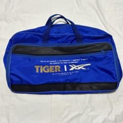 3F 【希少】ASICS TIGER ヴィンテージ ボストンバッグ 昭和レトロ レトロ 希少 asics Tiger ロゴ入り ボストンバッグ ブルー 古着 - メルカリ
