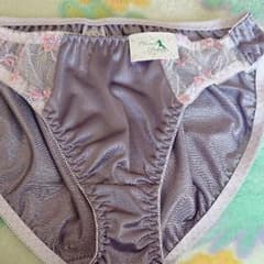新品ショーツのサムネイル