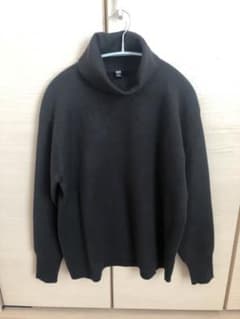 【 coco様専用】UNIQLO  スフレヤーン　タートルネックセーターのサムネイル