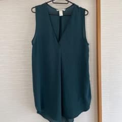 ノースリーブ　トップスのサムネイル