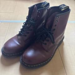 Dr. Martens 8ホール ブーツ チェリーレッドのサムネイル