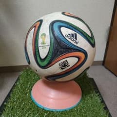 adidas Brazuca サッカーボール 2014‼️5号のサムネイル