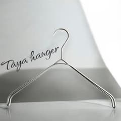 【双子ママ様リク】タヤハンガー　なで肩ハンガー　30本 タヤ プロ仕様　滑り止め 双子ママ様リク】タヤハンガー なで肩ハンガー 30本 タヤ プロ仕様