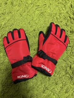 IGNIO 赤 手袋 140cm スノボ　スキーのサムネイル