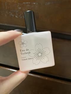 トワニーオードトワレにほひ桜のサムネイル