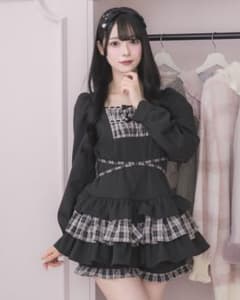 pium ピウム はしごリボンティアードセットアップ - メルカリ