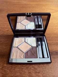 DIOR サンククルールクチュール 523 ベージュクチュール限定品 ディオールのサムネイル