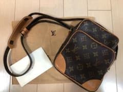 ㅁ様LOUIS VUITTON ルイ・ヴィトン　アマゾン　ショルダーバッグ　美品のサムネイル