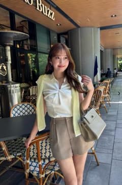 Herlipto Twist French Sleeve Top ホワイト/M - メルカリ
