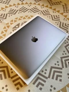 13インチMacBook Pro - スペースグレイのサムネイル