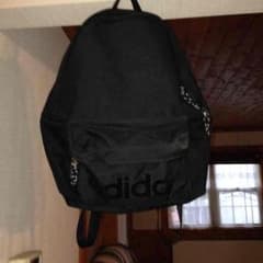 アディダス リュックのサムネイル