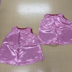 保育園 発表会 衣装 アイボリーのサテン素材 ベスト4枚セットのサムネイル