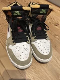 Nike Air Jordan 1 ハイカット スニーカーのサムネイル