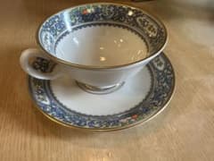 LENOX【新品2客】レノックス　Autumnオータム　カップ&ソーサーのサムネイル