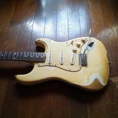 Fender road worn 初期型 スキャロップ ヘビー レリック加工済 - メルカリ
