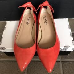 お値下げしました❗️パンプスのサムネイル