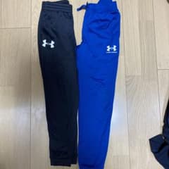 アンダーアーマー　サイズ140 ジャージ　ズボンのサムネイル