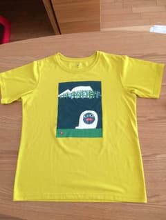 mont-bellのTシャツのサムネイル