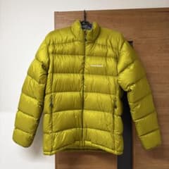 mont-bell ダウンジャケット オリーブグリーンのサムネイル