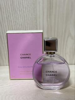 CHANEL 香水のサムネイル