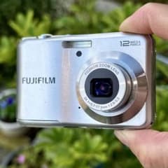 ☆動作OK FUJIFILM AV100 コンデジ おまけ付き ☆動作OK FUJIFILM AV100 コンデジ おまけ付き - メルカリ