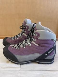 まるちゃん様　スカルパ登山靴　39のサムネイル