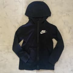 NIKE ブラック フルジップパーカー XS 120-130cmのサムネイル