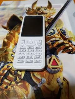 SoftBankプリペイドＳｉｍｐｌｙ６０２ＳＩのサムネイル