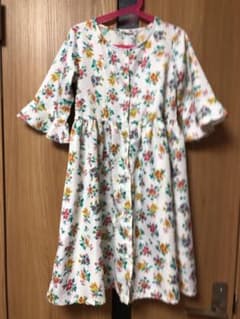 花柄ワンピースのサムネイル