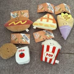 つぶらな瞳のファストフード ぬいぐるみキーホルダー 5点セットのサムネイル