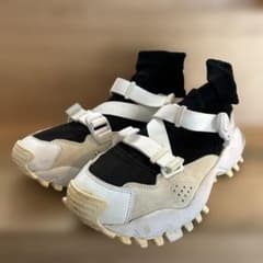 NIKE HYKEコラボ ブラックスニーカー - メルカリ