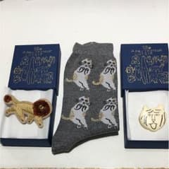 トラネコボンボンTORANEKOBONBON ブローチ 靴下 セットのサムネイル