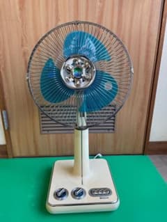 昭和レトロ スタンド扇風機 ナショナル製 F-30P1L 動作確認済 - メルカリ