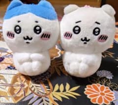 ちいかわ ぬいぐるみBIG4 2点セット ガチャ ハチワレ 体育座り - メルカリ
