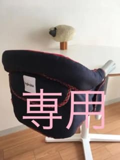 ファミリアのベビーテーブルチェアのサムネイル