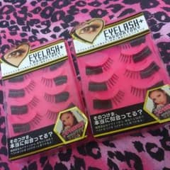 つけまつ毛のサムネイル