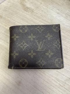 Louis Vuitton 二つ折り財布 モノグラムのサムネイル