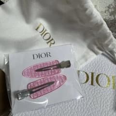 Dior ロゴ入りピンクヘアピンセットのサムネイル